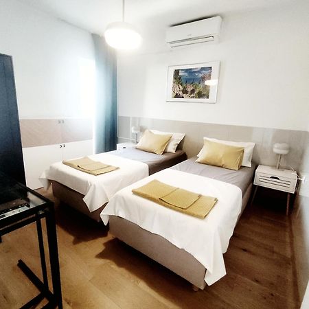 Apartment Rose, Close To The Beach Makarska Esterno foto